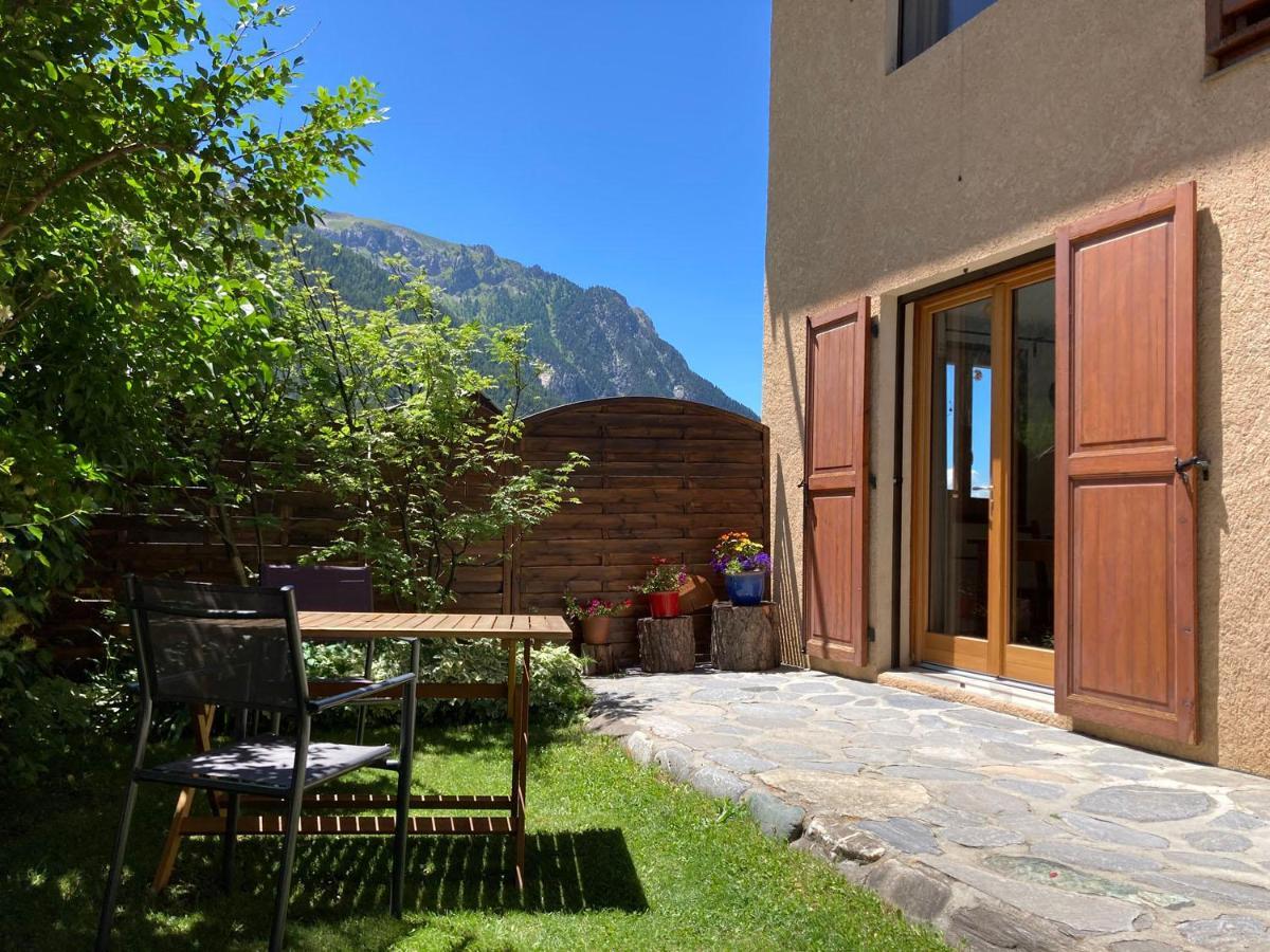 La Saume Appartement Ceillac Buitenkant foto